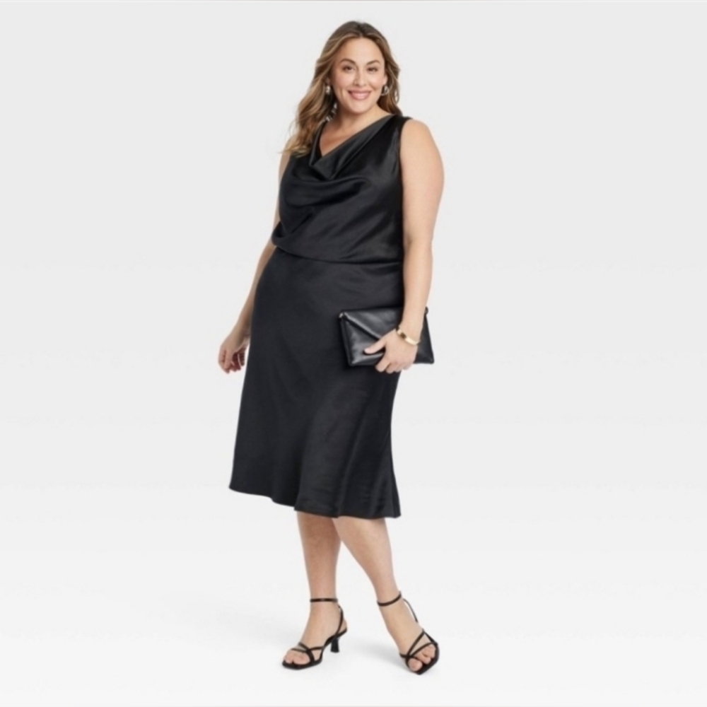 Ava & Viv Women Dress Hanging Neck Silky Shiny Material  Sleeveless Black